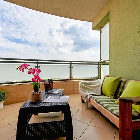 Family Apartment With A Terrace On Aleje Jerozolimskie Warschau Buitenkant foto