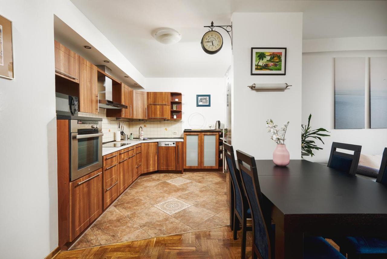 Family Apartment With A Terrace On Aleje Jerozolimskie Warschau Buitenkant foto