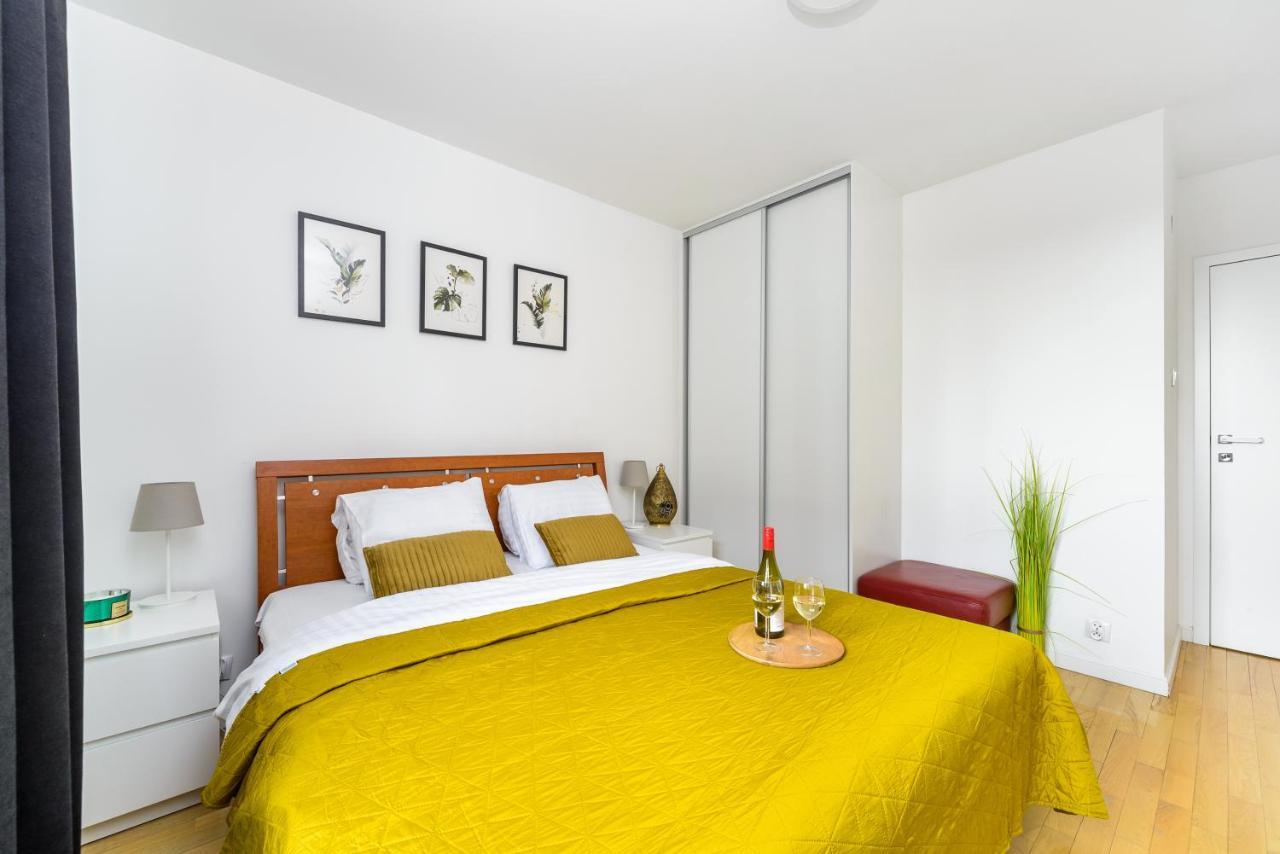 Family Apartment With A Terrace On Aleje Jerozolimskie Warschau Buitenkant foto