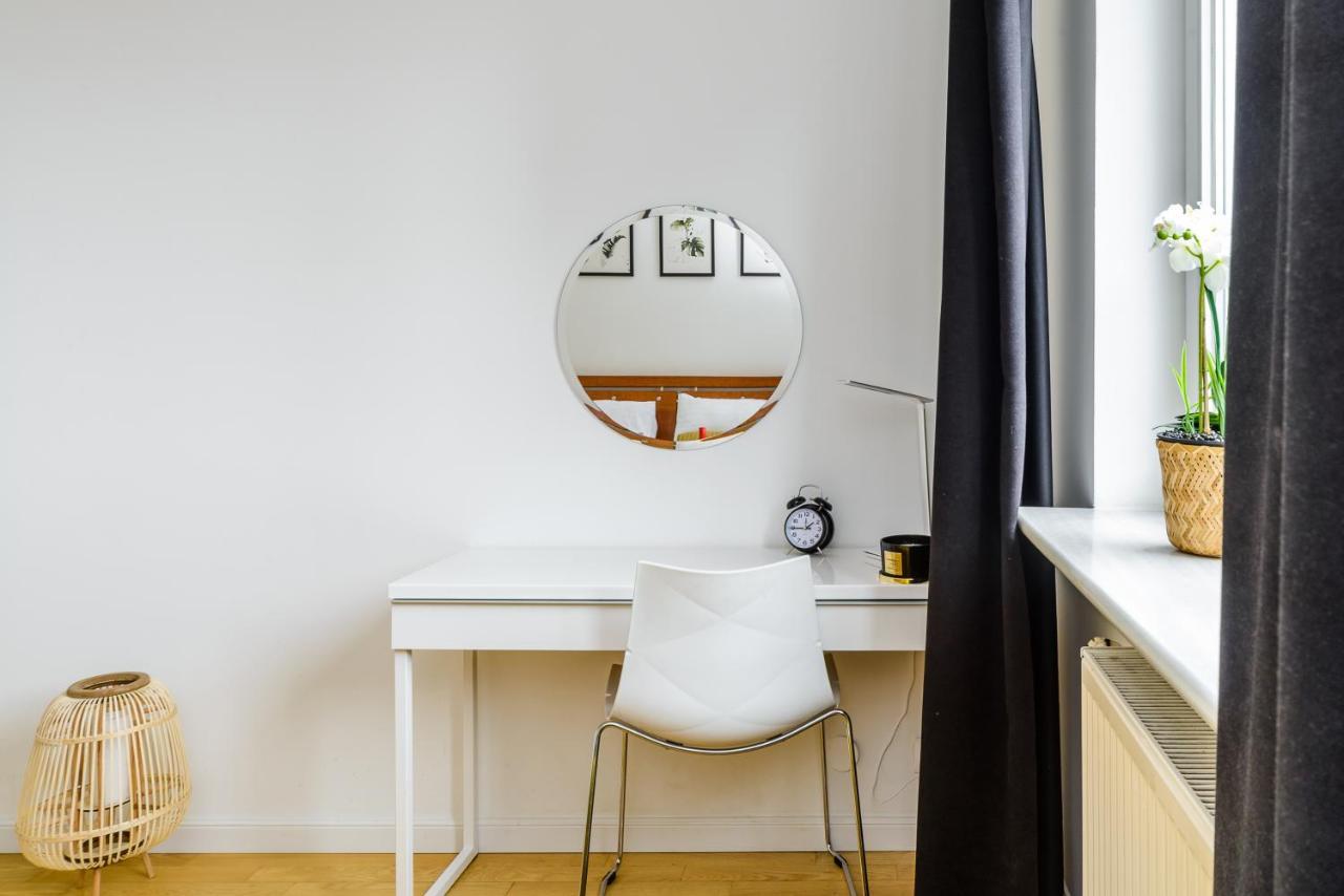 Family Apartment With A Terrace On Aleje Jerozolimskie Warschau Buitenkant foto