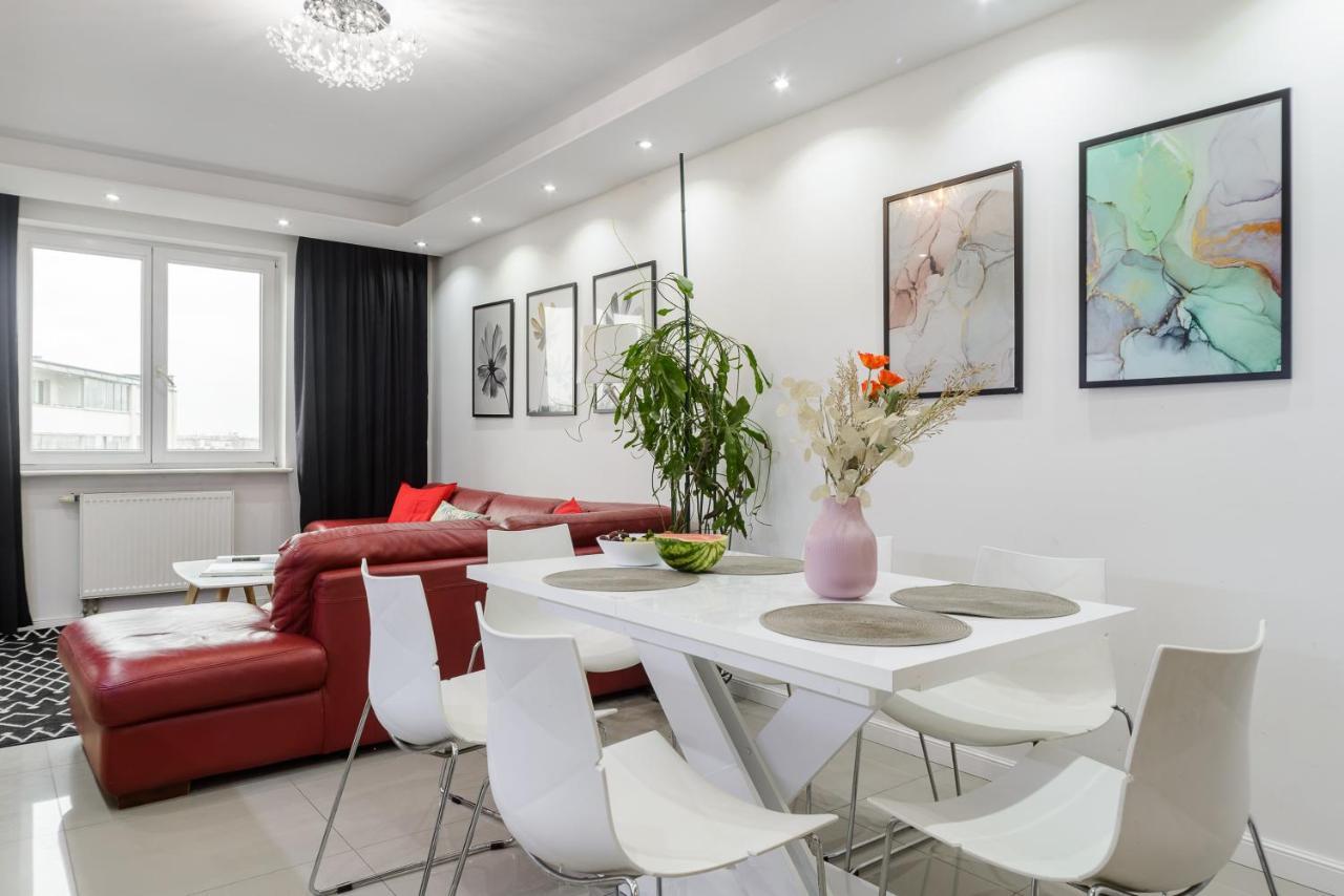 Family Apartment With A Terrace On Aleje Jerozolimskie Warschau Buitenkant foto