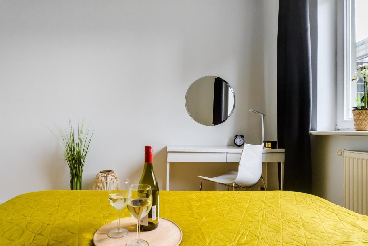 Family Apartment With A Terrace On Aleje Jerozolimskie Warschau Buitenkant foto